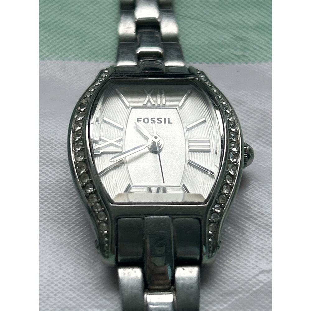 Fossil Silver Tone Rhinestone Embellishments Women’s Quartz Watch - Picture 8 of 11